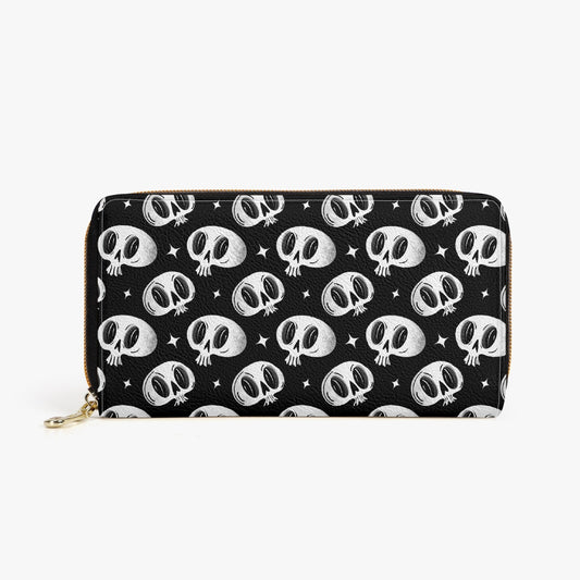 Skully 2023 Black and White Zipper Wallet